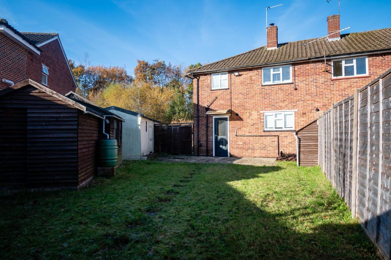 Ashbourne House - Close To Central Woking Exteriér fotografie