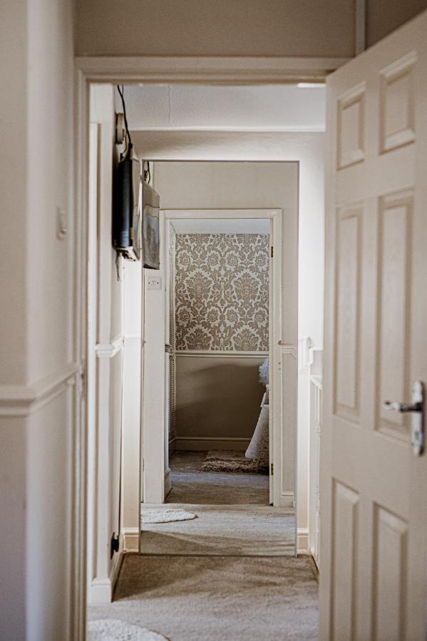 Ashbourne House - Close To Central Woking Exteriér fotografie